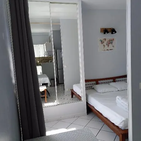 Charming Studio Near The Beach فيلي سور مير