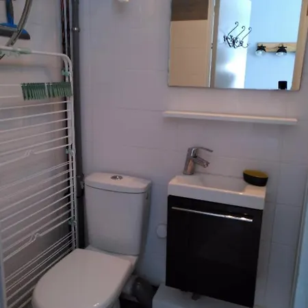 Charming Studio Near The Beach شقة فيلي سور مير